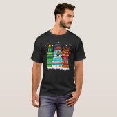 Weihnachtsbaum Snowman Rentier Buchstapel Librari T-Shirt (Vorne ganz)