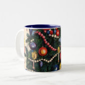 Weihnachtsbaum-Tasse Zweifarbige Tasse (Vorderseite Links)