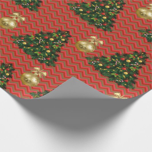 Weihnachtsbaum und Gold-Ornament Zickzack Muster Geschenkpapier (Ecke)