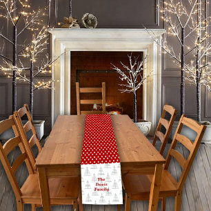 Weihnachtsbaum und Polka Dots Familienname Kurzer Tischläufer