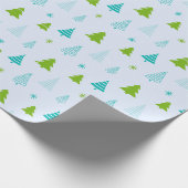 Weihnachtsbaum und Schneeflocken Moderne Weihnacht Geschenkpapier (Ecke)