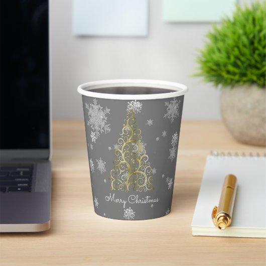 Weihnachtsbaum und Schneeflocken Papier Cup Pappbecher (InSitu)