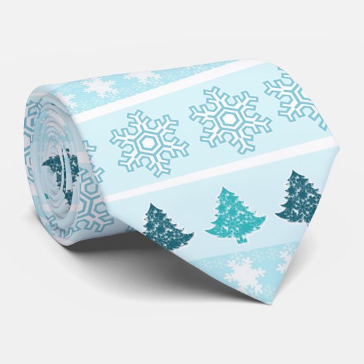 Weihnachtsbaum und Schneeflockenmuster Krawatte (Gerollt)