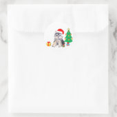 Weihnachtsbaum, Yorkshire Welpenhund & Geschenke Runder Aufkleber (Tasche)