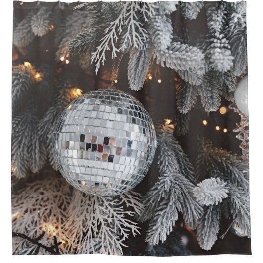 Weihnachtsbaumdekorationen, festliches Licht im Hi Duschvorhang (Vorderseite)