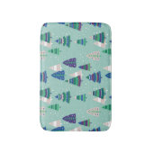 Weihnachtsbäume, blauer Hintergrund Badematte (Vorderseite Vertikal)