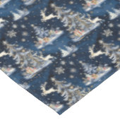 Weihnachtsbäume, Rentiere und Schneeflocken Tischdecke (Schrägansicht)