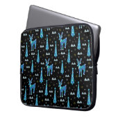 Weihnachtsbäume, Rentierschneeflocken. Winter illu Laptopschutzhülle (Vorderseite Links)
