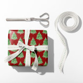 Weihnachtsbäume - Roter Hintergrund Geschenkpapier