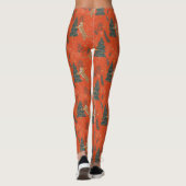 Weihnachtsbäume & Tiger Muster auf Orange Leggings (Rückseite)