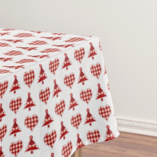 Weihnachtsbäume und Herzen des Kunsthandwerks Tischdecke (Beispiel)
