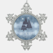 Weihnachtsbäume und Schneeflocken Blue ID863 Schneeflocken Zinn-Ornament (Vorderseite)