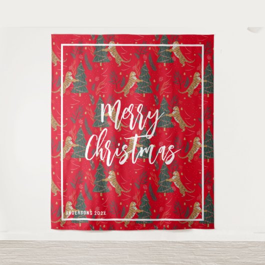 Weihnachtsbäume und Tiger Muster roten Hintergrund Wandteppich (Vorderseite)