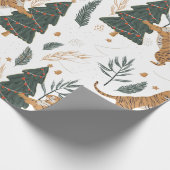 Weihnachtsbäume und Tigermuster Geschenkpapier (Ecke)
