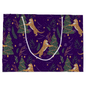 Weihnachtsbäume und Tigermuster Große Geschenktüte (Rückseite)