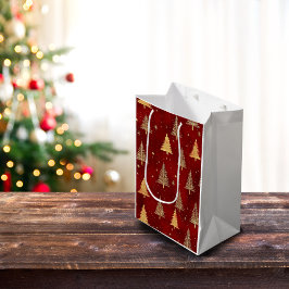 Weihnachtsbäume zum Feiern Mittlere Geschenktüte