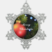 Weihnachtsbaumfest in Rot-Grün anpassen Schneeflocken Zinn-Ornament (Vorderseite)