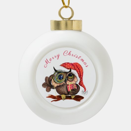 Weihnachtsbaumkuchen Baby Owl in Hut und Geschenk Keramik Kugel-Ornament (Vorderseite)