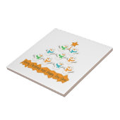Weihnachtsbaumpyramide aus Weihnachtsschneemännern Fliese (Seite)