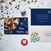 Weihnachtsbaumzweig mit Schneeflockendekorationen Karte