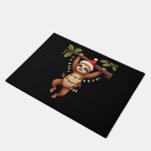 Weihnachtsbeleuchtung Faultier mit Weihnachtsmütze Fußmatte (Schrägansicht)