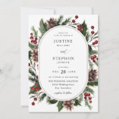 Weihnachtsberries & Pine Wedding Einladung (Vorderseite)