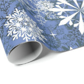 Weihnachtsblauer Schneeflockenwickler Geschenkpapier (Rolleneckpunkt)