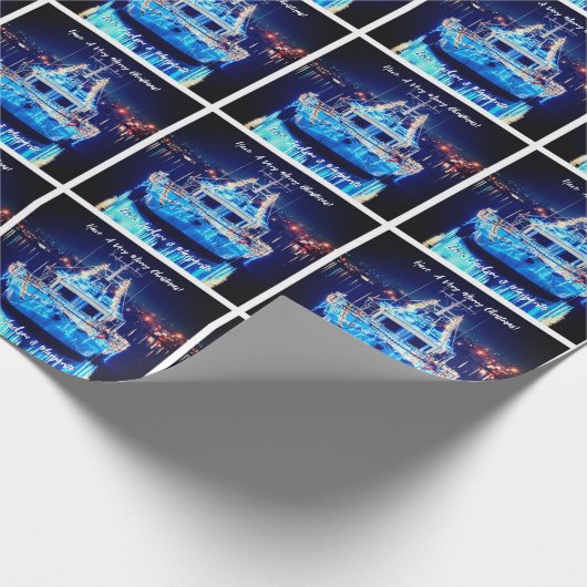 Weihnachtsboot mit weißem Licht Geschenkpapier (Ecke)