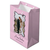 Weihnachtsbow | Schwarz-Rosa-Foto Mittlere Geschenktüte (Vorderseite Schrägansicht)