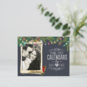 Weihnachtsbrett Save the Date Ankündigungspostkarte (Stehend Vorderseite)