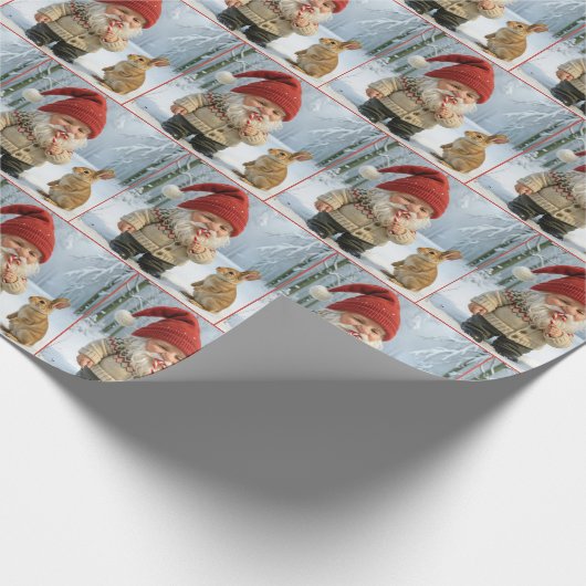 Weihnachtsbrunnen mit Candy Cane im Schneewald Geschenkpapier (Ecke)