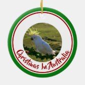 Weihnachtscockatoo auf der dekorierten Kiefernzwei Keramik Ornament (Hinten)