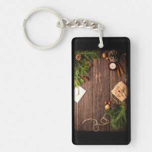Weihnachtsdekoration mit Holz und Kiefer Schlüsselanhänger