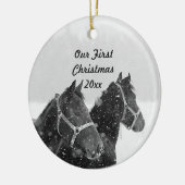 Weihnachtsdekoration Unser erstes Weihnachtsross-T Keramik Ornament (Links)