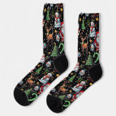 Weihnachtsdekorationsmuster mit schwarzem Hintergr Socken (Linkes Detail)