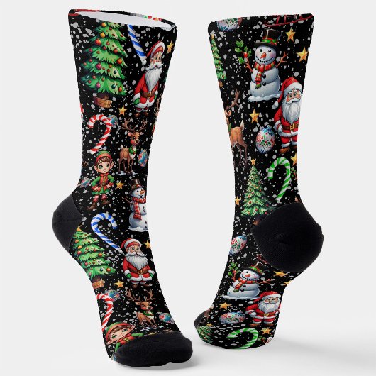 Weihnachtsdekorationsmuster mit schwarzem Hintergr Socken