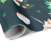 Weihnachtseinhorn- und Poinsettienmuster Geschenkpapier (Rolleneckpunkt)