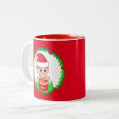 Weihnachtself im Kiefernkranz Zweifarbige Tasse (Vorderseite Links)