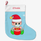 Weihnachtself mit Gesichtsmaske auf hellblau Großer Weihnachtsstrumpf (Vorderseite)