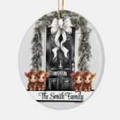 Weihnachtsfamilie von 4 Zierkuh Keramik Ornament (Links)