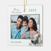 Weihnachtsfamilien Foto Weiß grüne Glocken Keramikornament (Links)