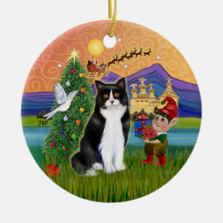 Weihnachtsfantasie - Schwarz-Weiß-Tuxedo-Katze Keramikornament