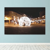 Weihnachtsfeiern in Esztergom Ungarn. Leinwanddruck (Insitu (Holzboden))