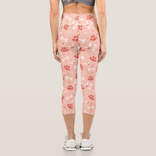 Weihnachtsfeiern & Knochen Weihnachtsmuster Capri Leggings (Rückseite)