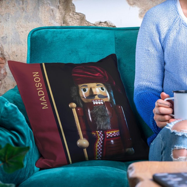 Weihnachtsfeiertage Chic Modern Nutcracker Name Kissen (Von Creator hochgeladen)