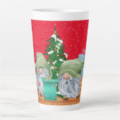 Weihnachtsfest Gnome Latte Tasse (Vorderseite)