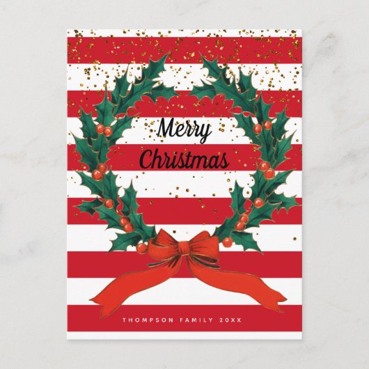 Weihnachtsfest Holly Berries Wreath Stripes Feiertagspostkarte (Vorderseite)