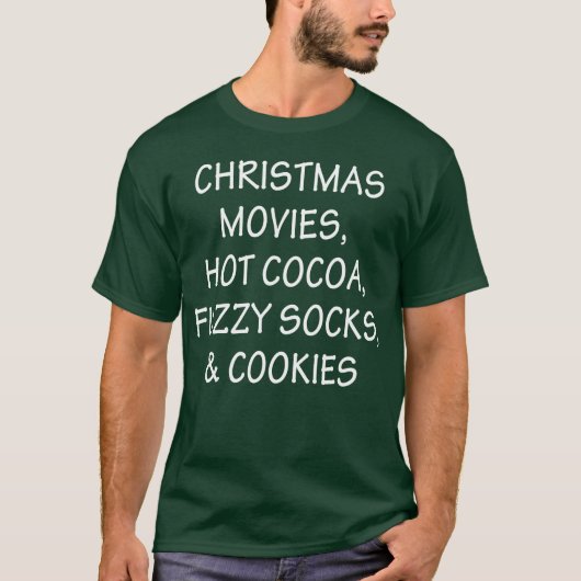 Weihnachtsfilme Hot Cocoa Fuzzy Socken und Cookies T-Shirt (Vorderseite)