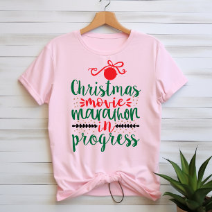 Weihnachtsfilmmarathon im Gange T - Shirt