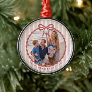 Weihnachtsfoto mit rosa gestreiftem Band Ornament Aus Metall